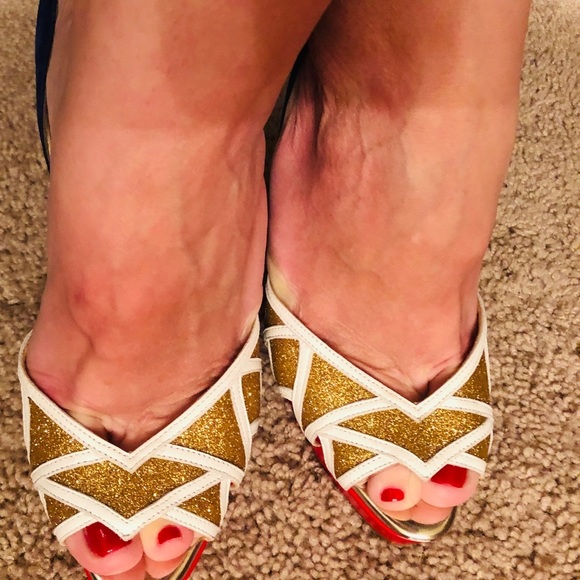 Christian Louboutin 7.5 only used one time - Picture 2 of 8